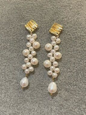 Gold Freshwater Pearl Cluster Drop Earrings - White Pearls 925 silver posts 33